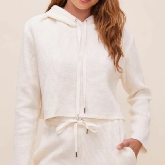 ASTR the Label Hold Me Hoodie - Picture 3 of 8